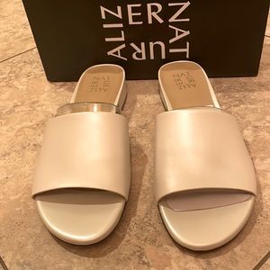 Naturalizer Women’s Shoes Flats Size 9.5W Mason Pearl White NEW!!!